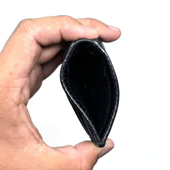 💸🔥⚫️ GUCCI CARDHOLDER ⚫️🔥💸 - Picture 6 of 7